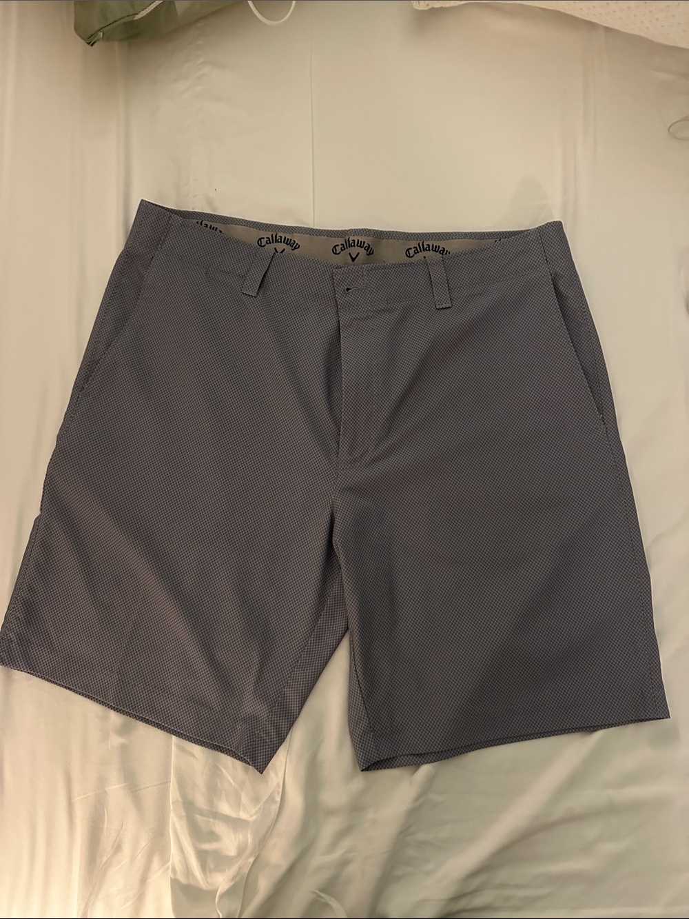 Callaway Men’s Gray Micro-Pattern Golf Shorts